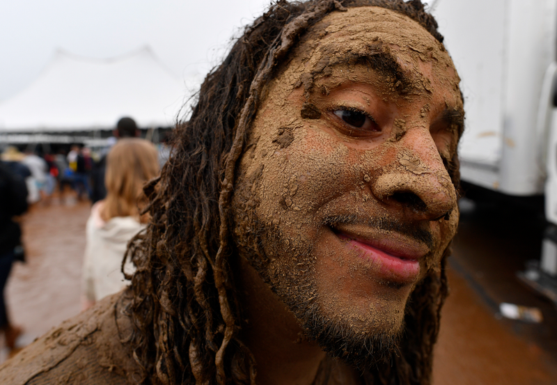 Illustration for article titled The Preakness Was A Foggy, Muddy, Wonderful Mess